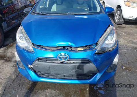 2015 Toyota Prius C One из США, поврежденный, VIN JTDKDTB36F1086553